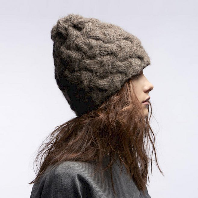 knitted hat brown by Hutdesign Hutmacherin Nicki Marquardt München